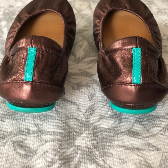 Limited ed. Raspberry Truffle Tieks by Gavrieli - Picture 7 of 11